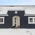 Bright And Spacious Near Ferienhaus Vejby