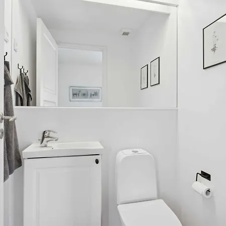 Bright And Spacious Near Σπίτι διακοπών Vejby