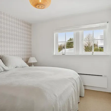 Bright And Spacious Near بيت للعطل Vejby